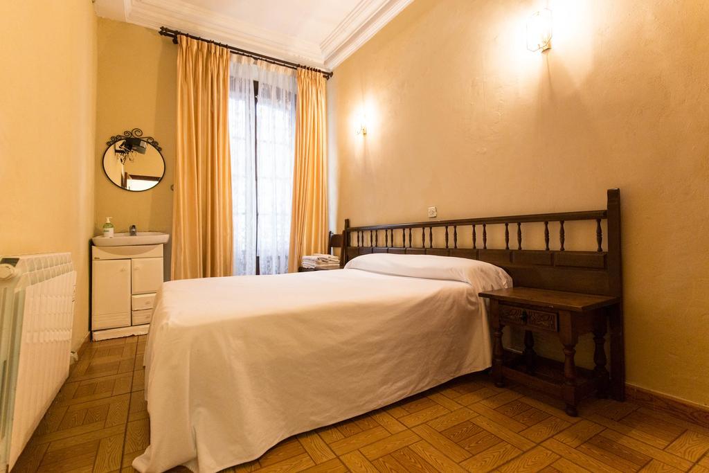 Pension Iberia Llanes Cameră foto